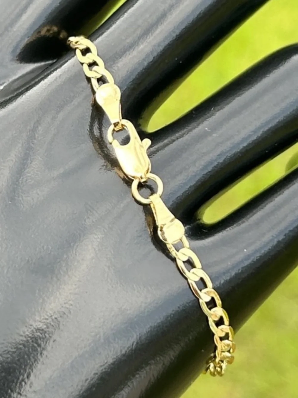 New gold (ID) bracelet